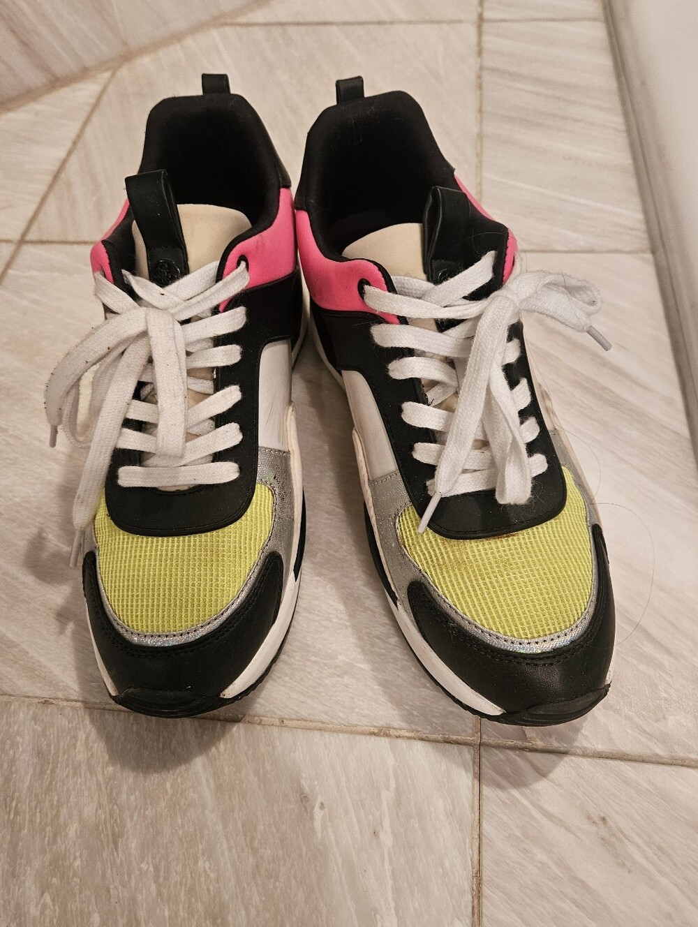 Guess..Women's Black & Neon Pink/yellpw Athletic Sneakers, Size 9.